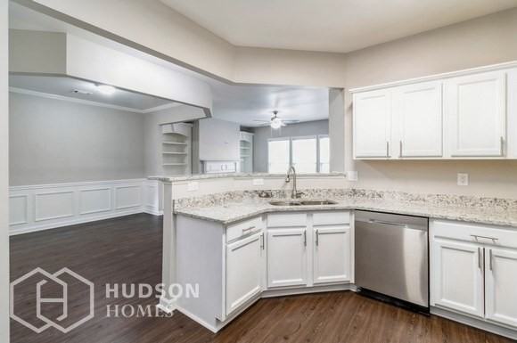 3980 Abernathy Farm Way - Photo 5 of 17