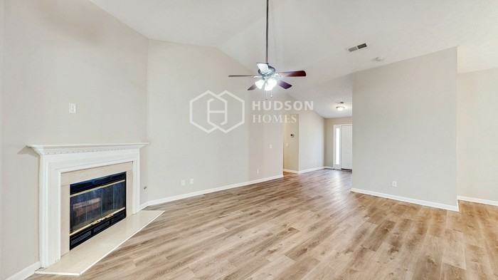 43 Clover Ct - Photo 6 of 33