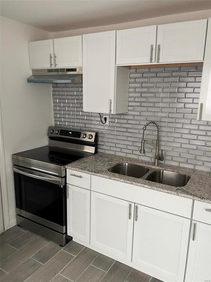 3265 Rex Ave - Photo 4 of 12