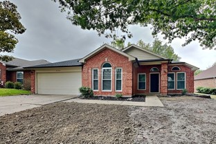 5932 Hillview Dr - Photo 1 of 1