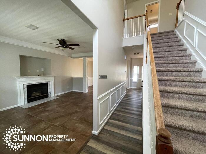 3824 Sipes Ln - Photo 5 of 17