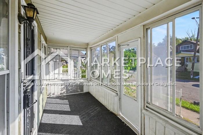 15751 Fairfield St - Photo 2 of 22