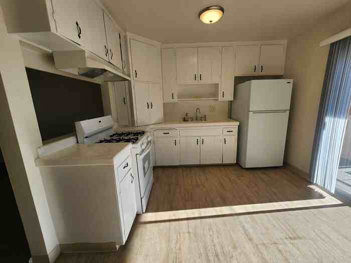 4436 Rosebud Ln #B - Photo 5 of 20