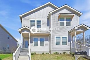 1167 E Oleander St - Photo 1 of 1