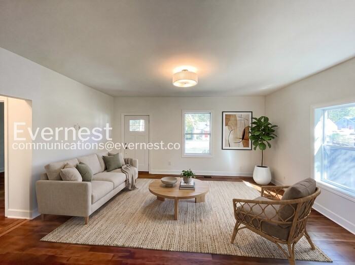 840 Seymour Ave - Photo 2 of 27