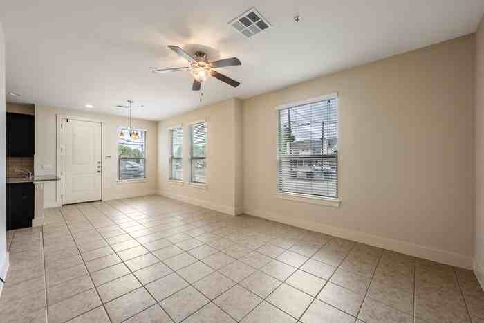 2212 Creekside Ln #C - Photo 3 of 16