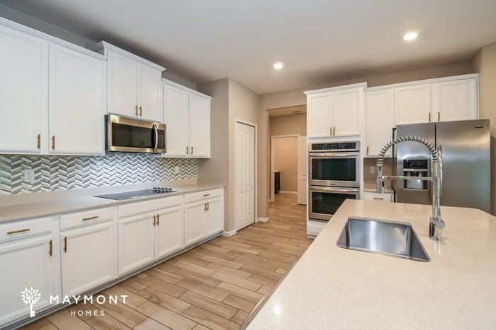 9913 Pavnes Creek Dr - Photo 6 of 13