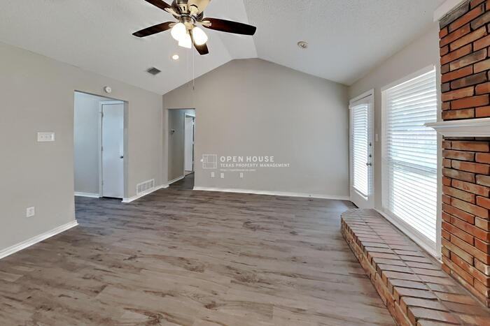 2250 Arbor Creek Dr - Photo 5 of 23