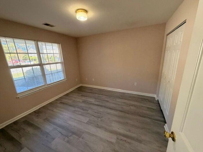 205 Ashley Ln #B - Photo 7 of 11