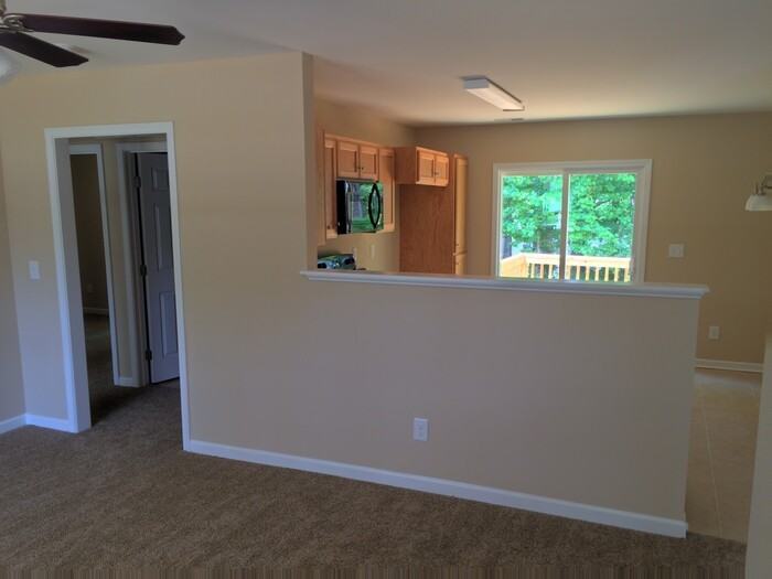 421 Echo Ave - Photo 7 of 9