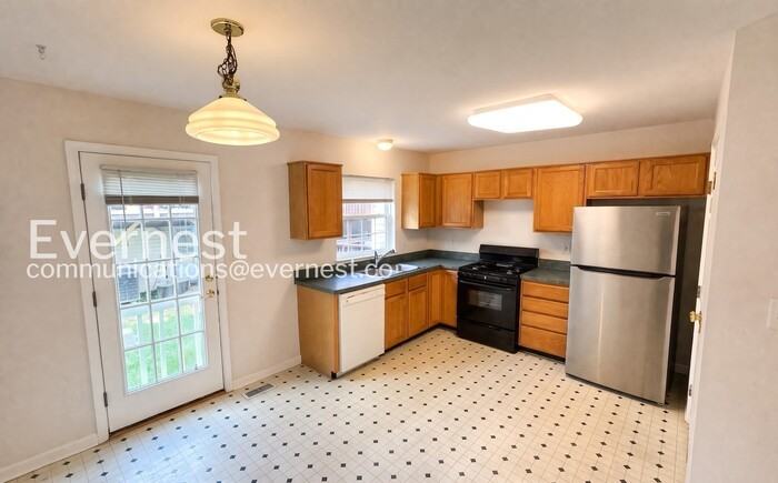 1871 Tiger Lily Cir - Photo 5 of 22