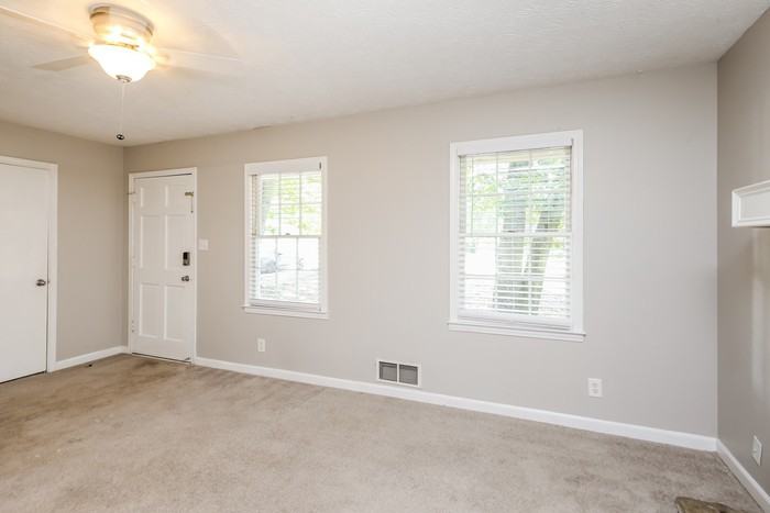 2412 Robin Ridge Dr - Photo 7 of 18