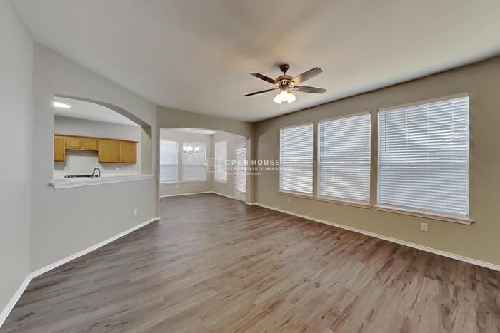 4710 Lincolnshire Dr - Photo 5 of 23