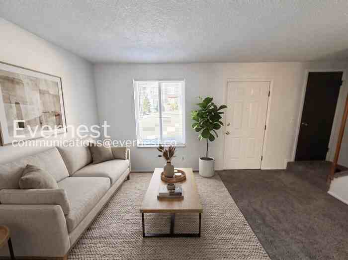 1220 Benton St - Photo 2 of 18