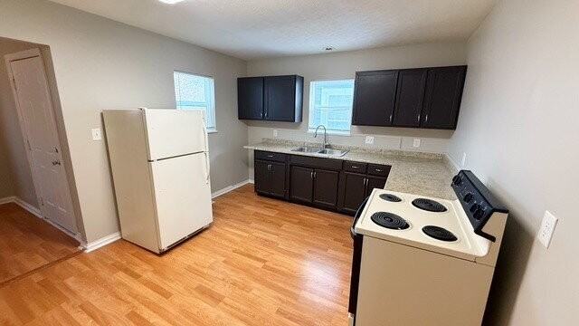 1022 W 31st St - Photo 5 of 11