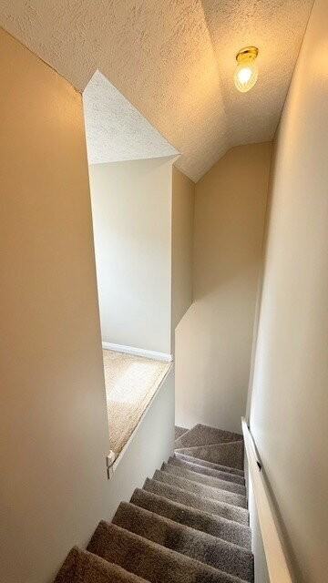 1022 W 31st St - Photo 7 of 11