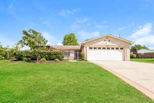 7244 Hollywood Dr - Photo 1 of 1