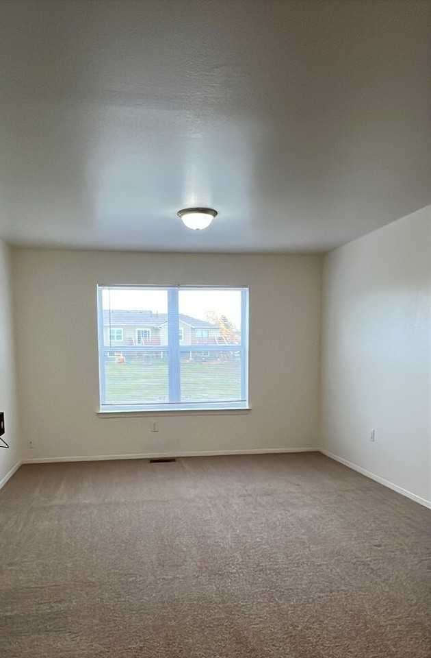 1163 Tallent Ct - Photo 6 of 9