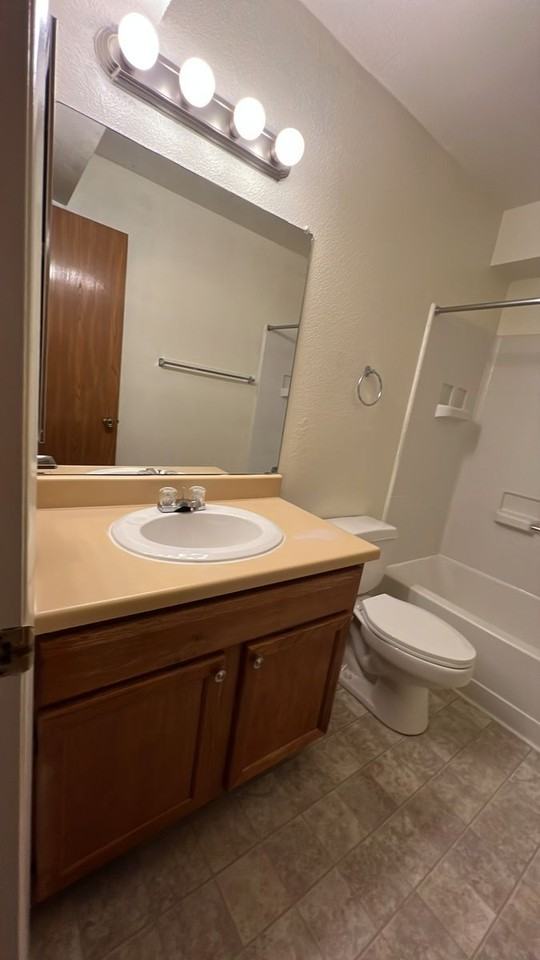1163 Tallent Ct - Photo 7 of 9