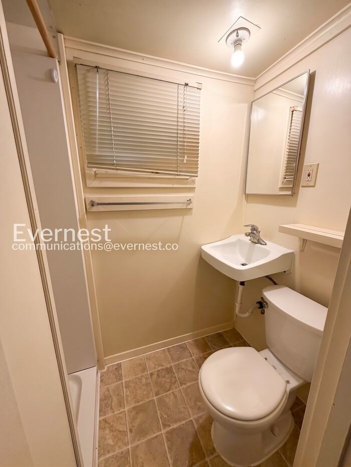 2159 Harris Aly #1 - Photo 6 of 13