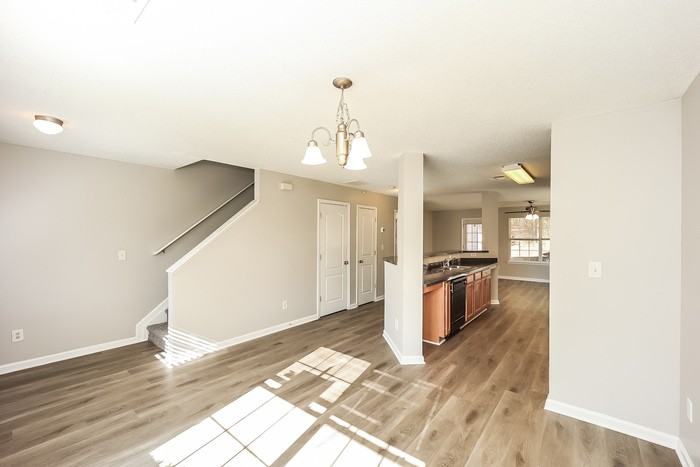 213 Prattling Ct - Photo 7 of 15