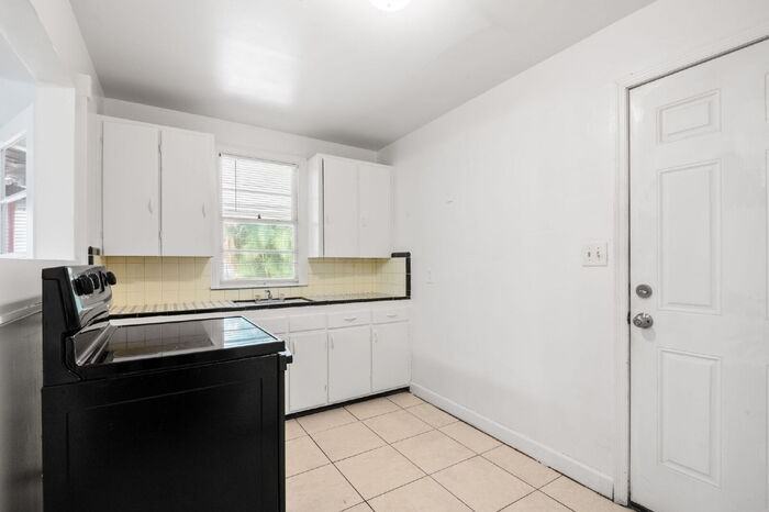 2206 53rd St S #1 - Photo 7 of 25