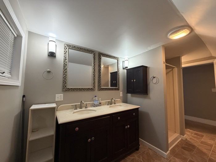 710 Fulton St - Photo 3 of 34
