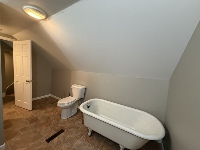 710 Fulton St - Photo 4 of 34