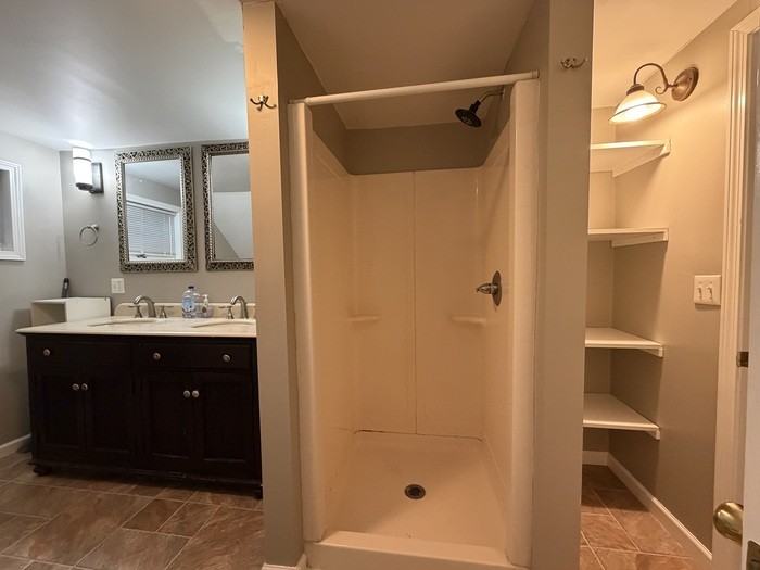 710 Fulton St - Photo 5 of 34