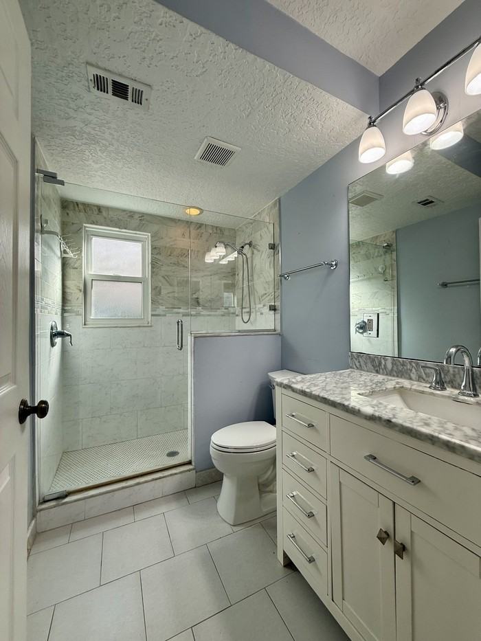 230 Pine St #1 - Photo 7 of 11