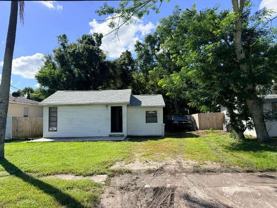 1103 36th Ave W - Photo 1 of 1