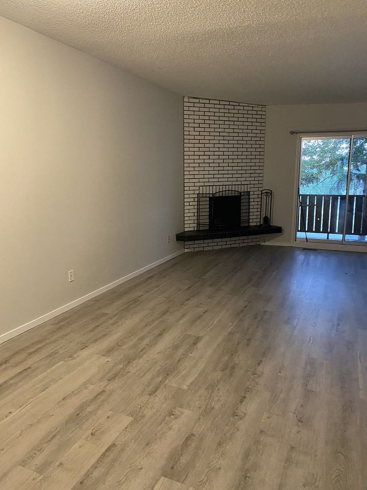 945 Canfield Cres Sw - Photo 6 of 12