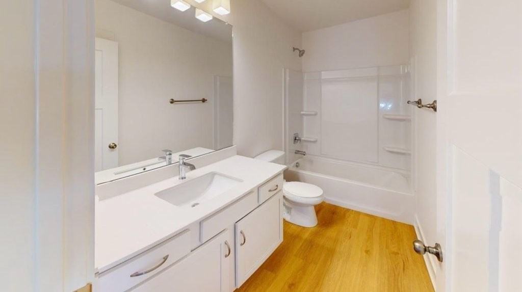 128 Mcpherson St #NA - Photo 6 of 18