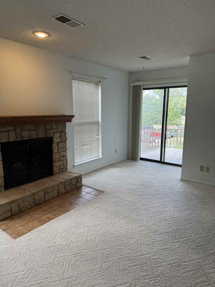 12756 W 110th Ter #12756 - Photo 3 of 5