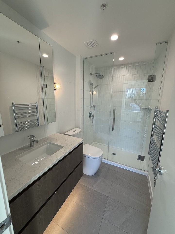 588 - 588 Harrison Ave - Photo 4 of 23