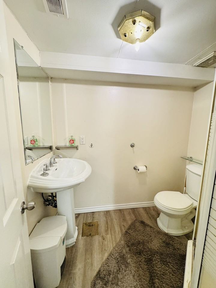 11414 75 Ave Nw - Photo 6 of 11