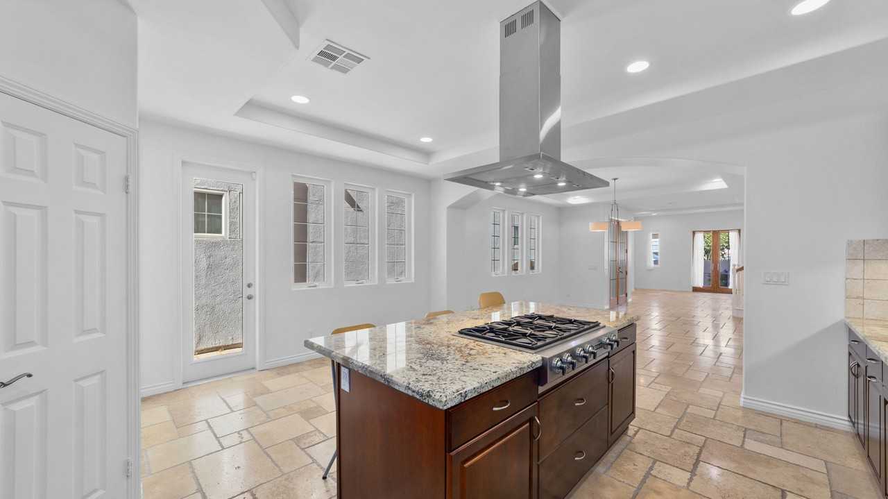 723 N Freeman St #NA - Photo 7 of 30