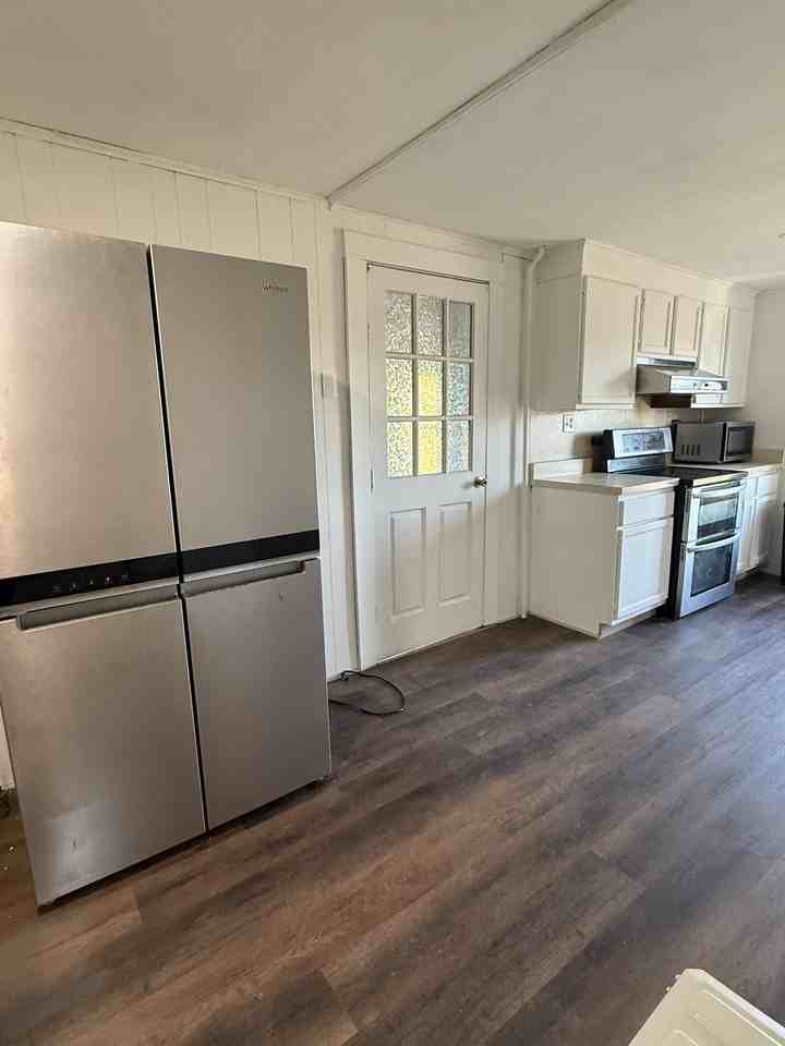 91 Lathrop Rd #1 - Photo 2 of 18