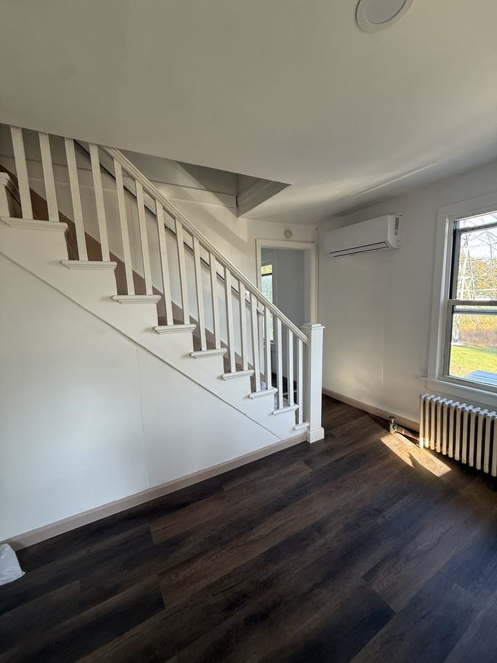 91 Lathrop Rd #1 - Photo 6 of 18