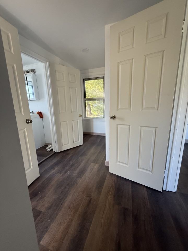 91 Lathrop Rd #1 - Photo 7 of 18