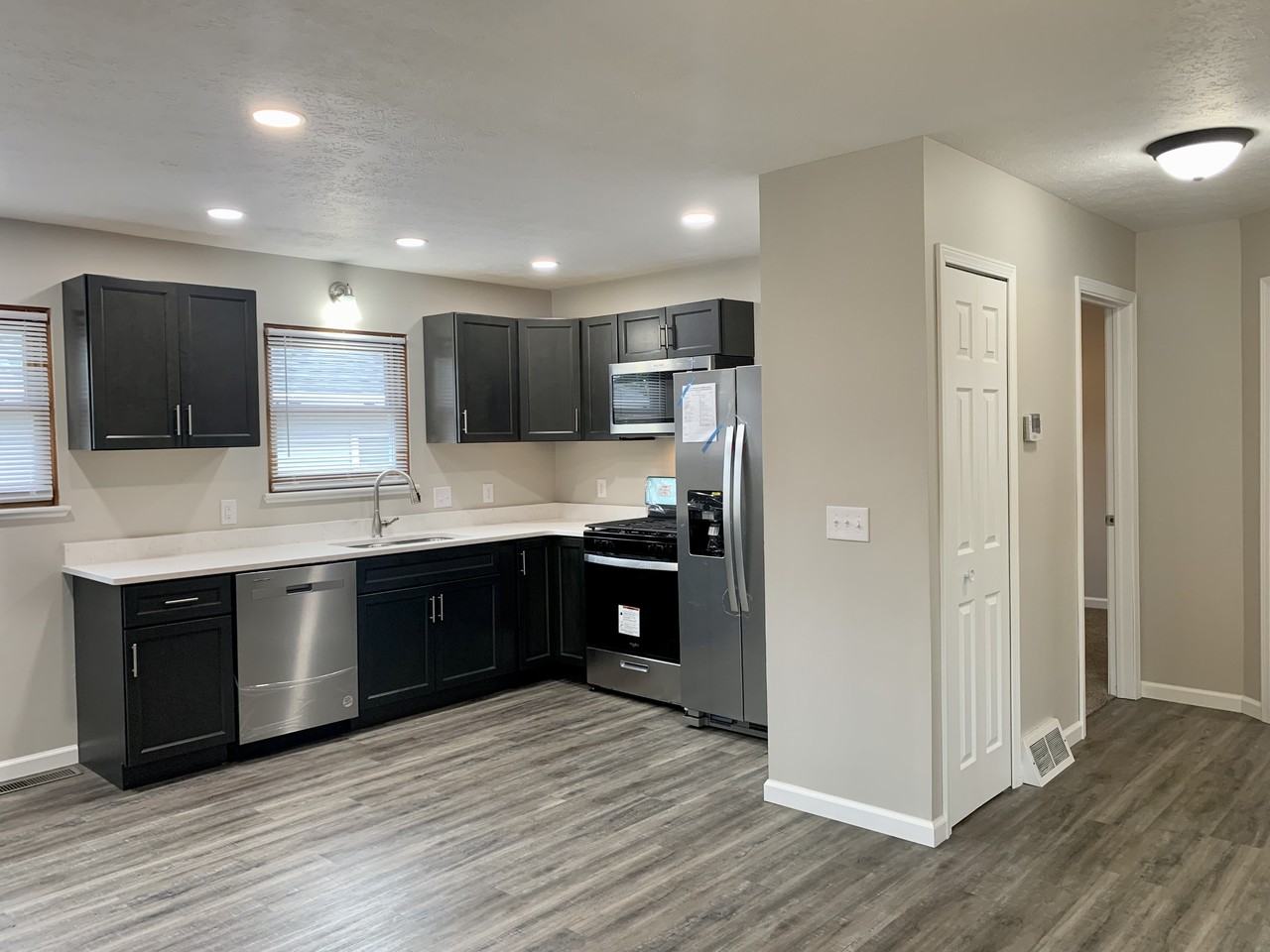 160 26th St Nw #NA - Photo 5 of 19