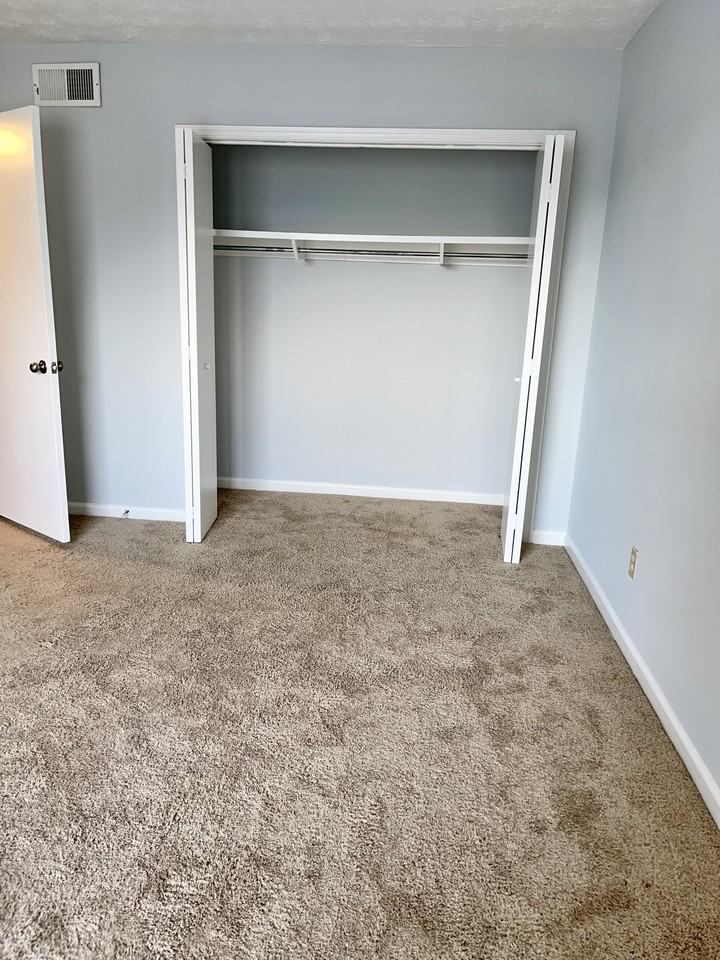 3175 7 Pines Court #301 - Photo 3 of 20