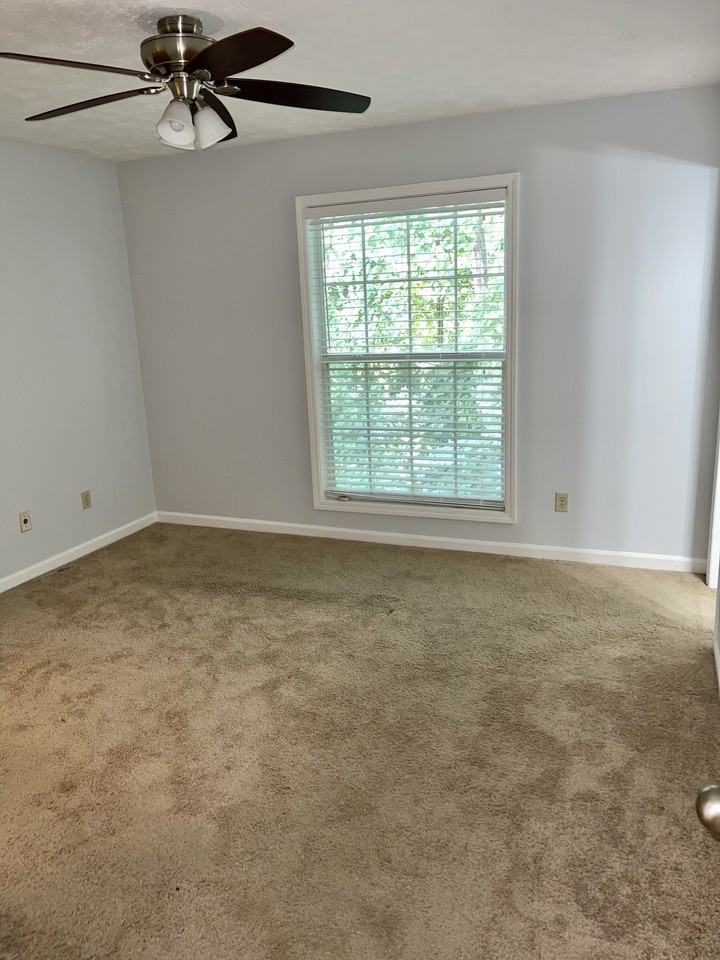 3175 7 Pines Court #301 - Photo 5 of 20