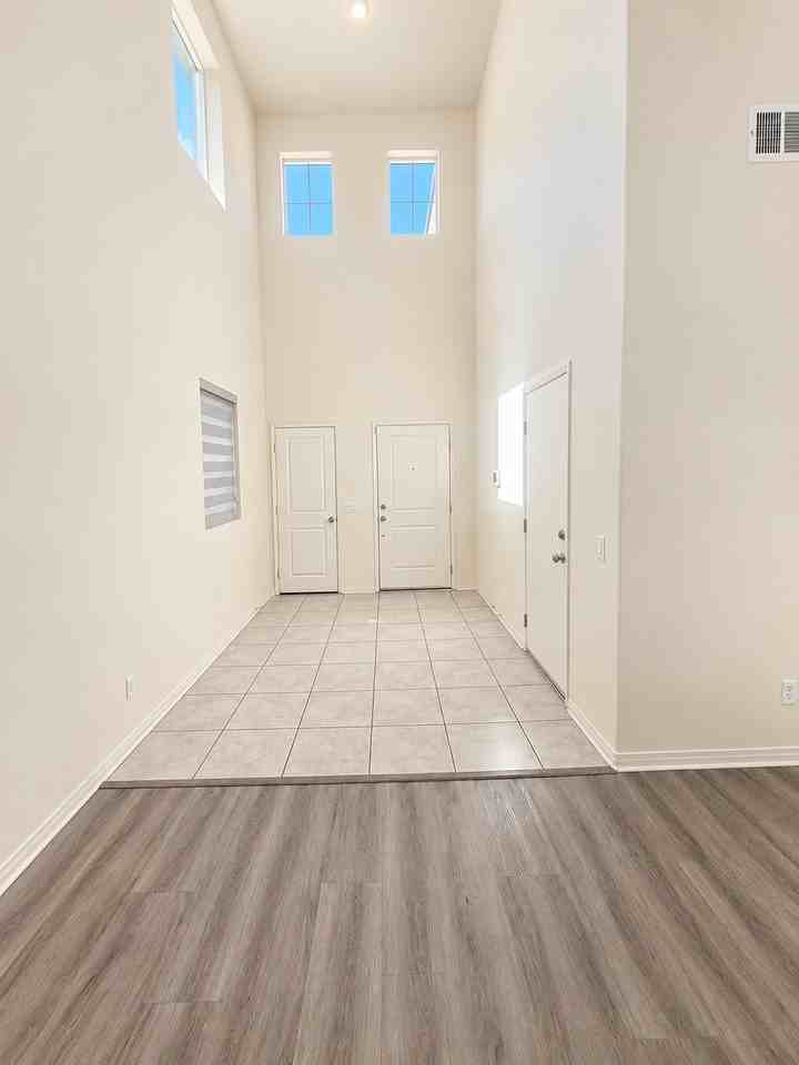 Claremore St #NA - Photo 3 of 24