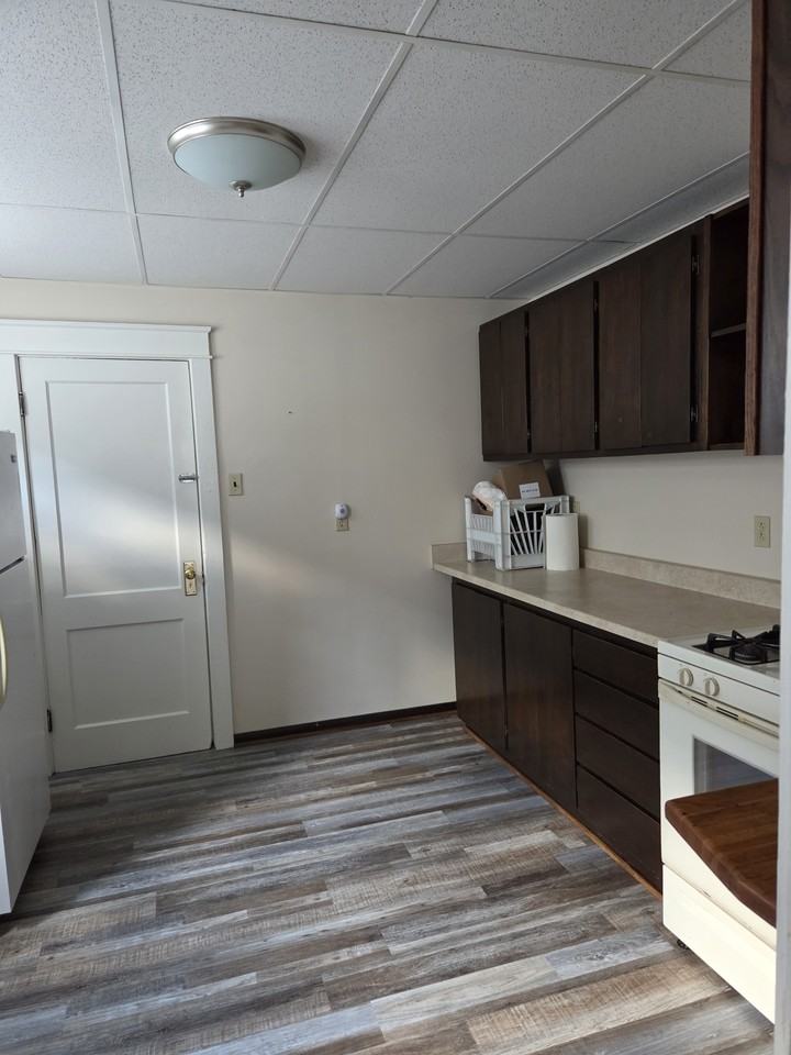 1342 Lynn St - Photo 6 of 8