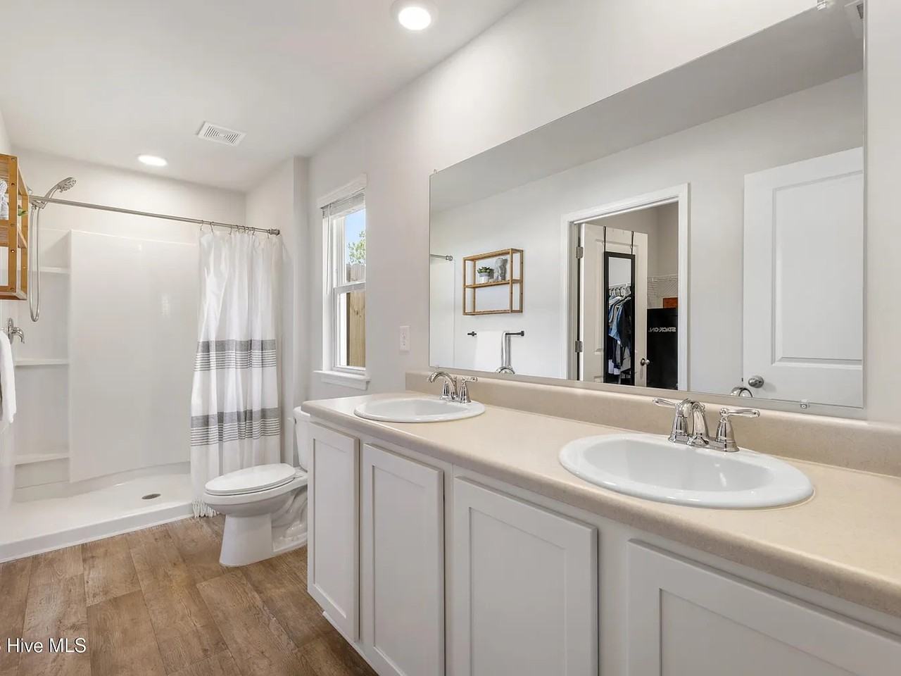 2326 Dc Mace Trl Se #NA - Photo 3 of 11