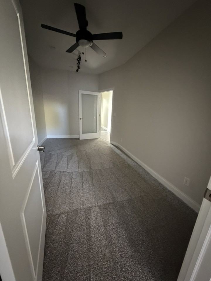 200 E High St #1 - Photo 6 of 8