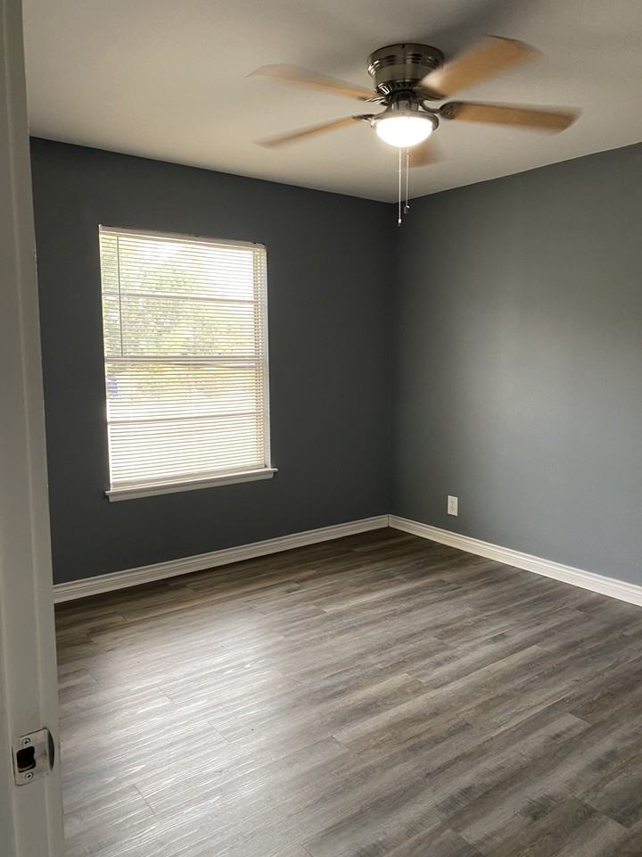 4803 Castle Kent #NA - Photo 5 of 12