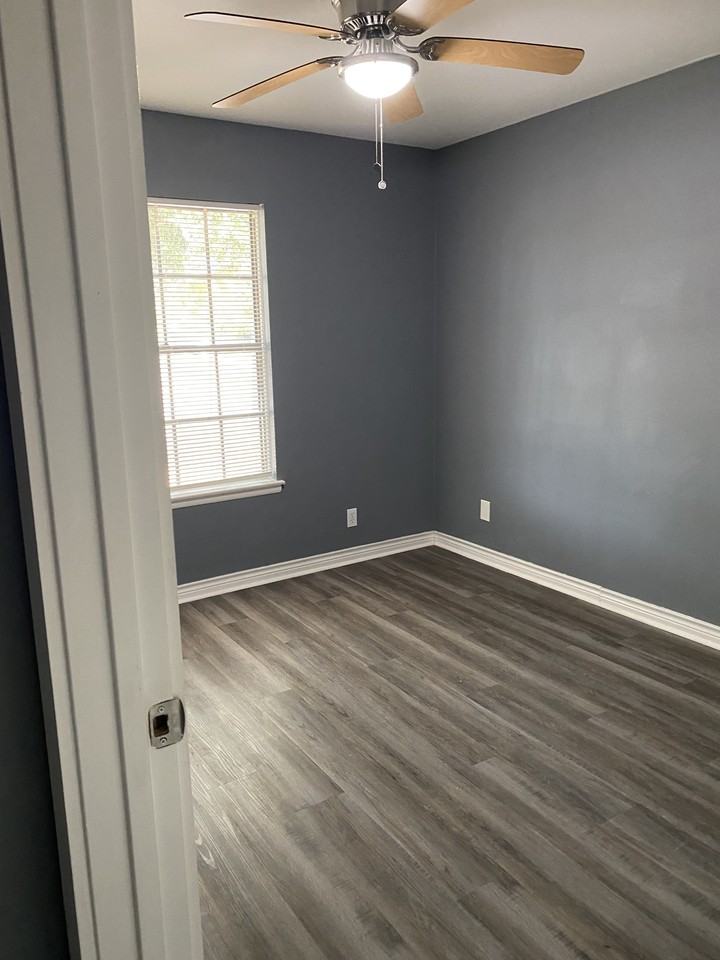 4803 Castle Kent #NA - Photo 6 of 12