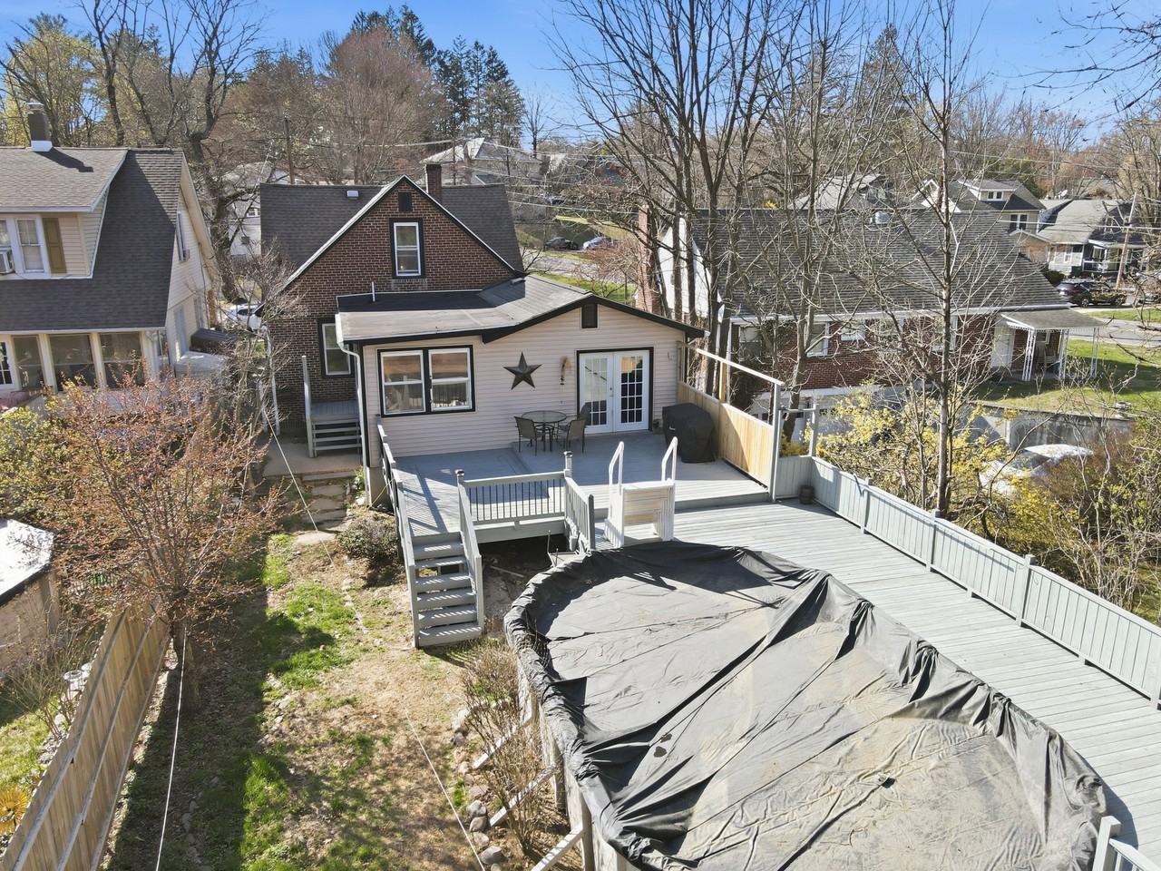 528 Wallace St #NA - Photo 3 of 15